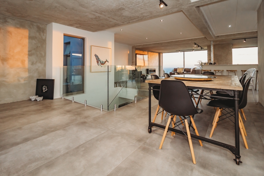 4 Bedroom Property for Sale in Herolds Bay Western Cape